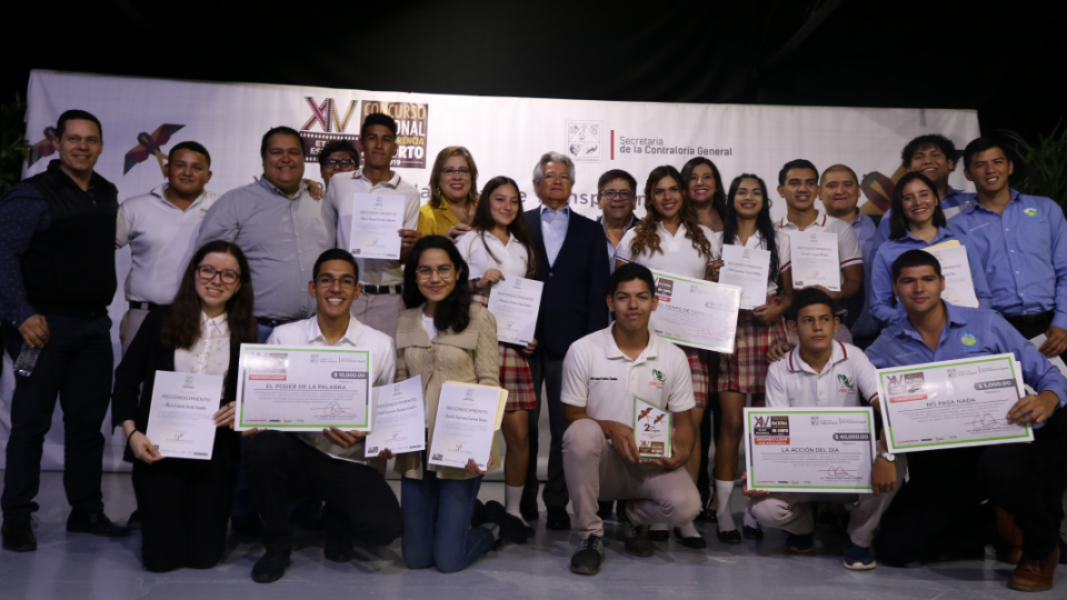 Otorgan premios a ganadores estatales de Transparencia en Corto 2019